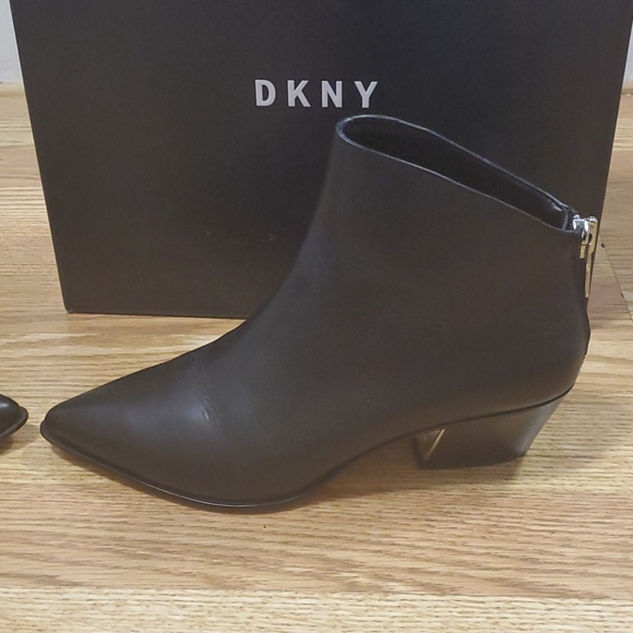 dkny bason ankle booties